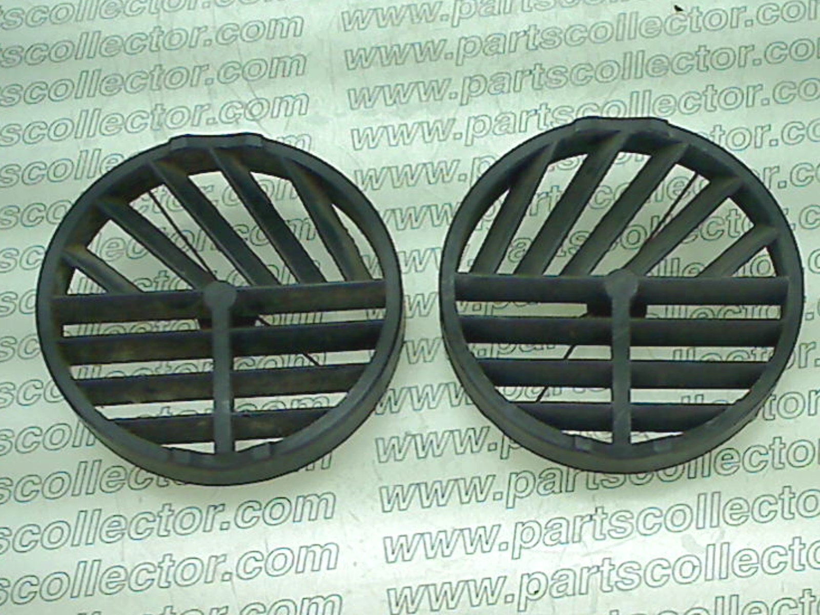 VENTILATION GRATE RH